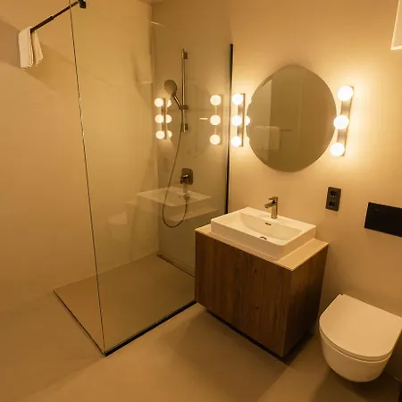 Conlon House * München